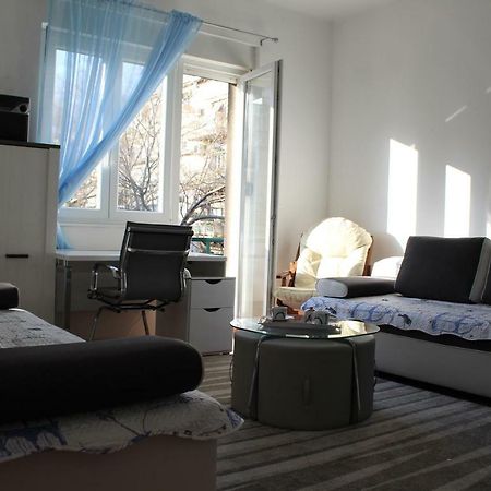 Cozy Apartment Mihaela With Balcony, Near Park Marjan & Old Town - Quiet Neighborhood Split Exterior photo