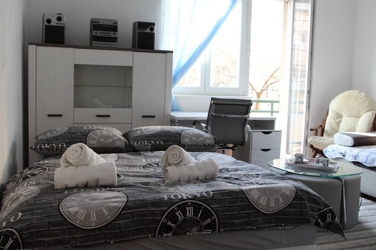 Cozy Apartment Mihaela With Balcony, Near Park Marjan & Old Town - Quiet Neighborhood Split Exterior photo